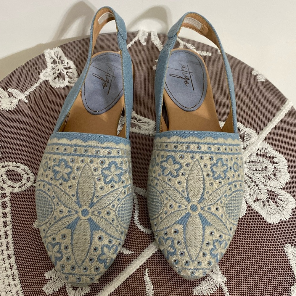 NWOT Denim  Embroidered Eyelet Pattern Shoes